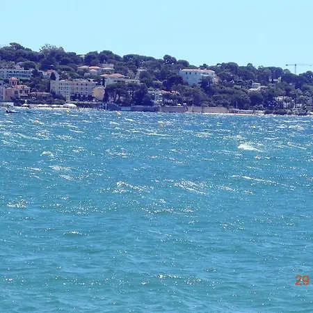 Les Pins Bleus - Antibes Les Pins شقة *