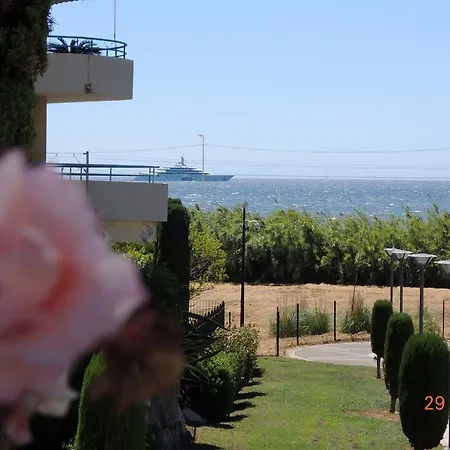 Les Pins Bleus - Antibes Les Pins * جوان ليه باه