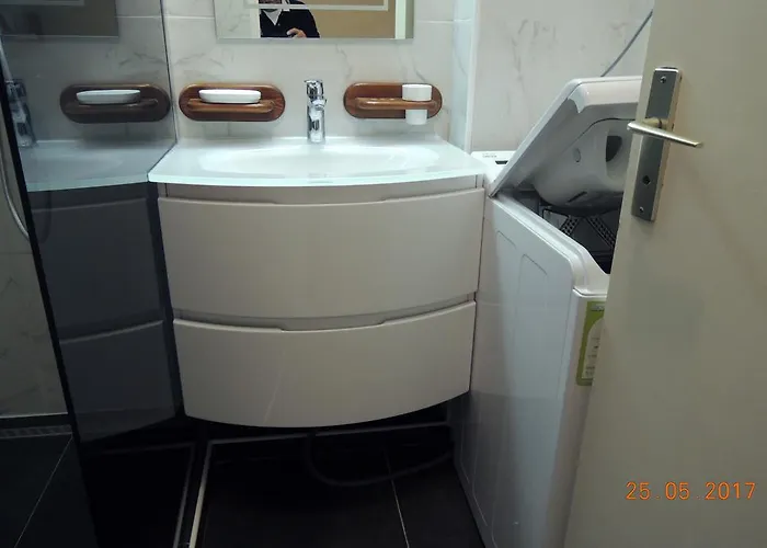 Les Pins Bleus - Antibes Les Pins Apartment *