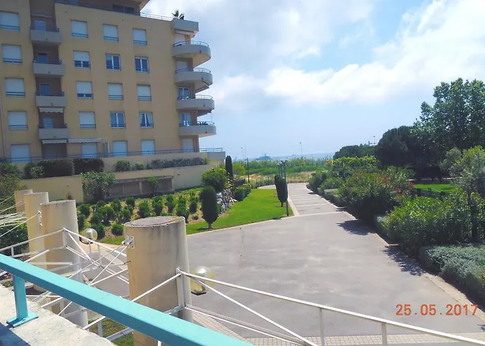 Apartment Les Pins Bleus - Antibes Les Pins