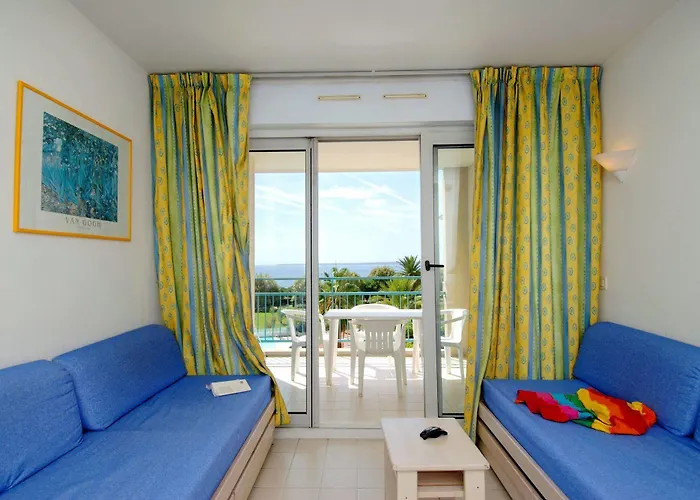 Apartment Les Pins Bleus - Antibes Les Pins