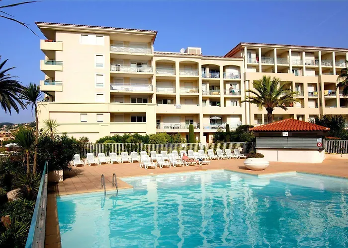 Apartment Les Pins Bleus - Antibes Les Pins
